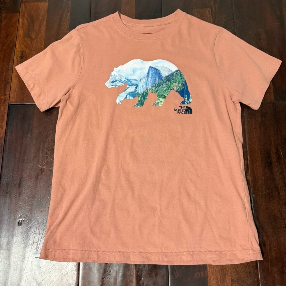 The North Face Bear Tshirt Women’s Size Medium Peach Color 100% Cotton